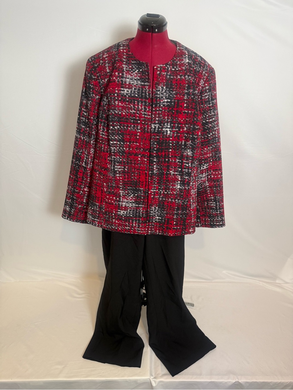 Kasper Pantsuit Women's Size 22W Red & Black 2-Piece Set Blazer & Pants